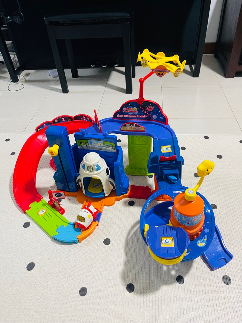 Vtech blast off space hot sale station
