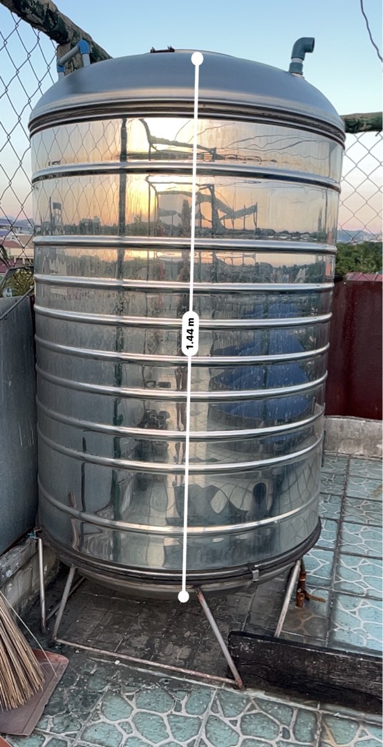 Water tank, Furniture & Home Living, Gardening, Hose and Watering