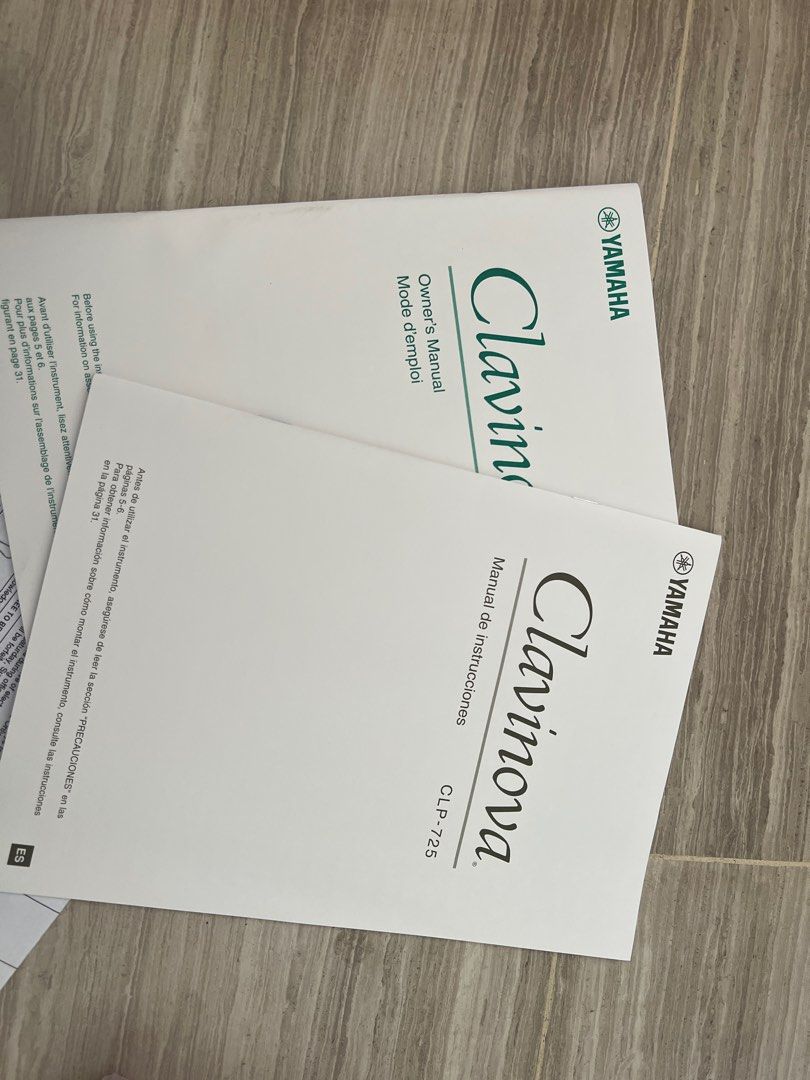 YAMAHA digital piano CLP 725, Hobbies & Toys, Music & Media, Musical