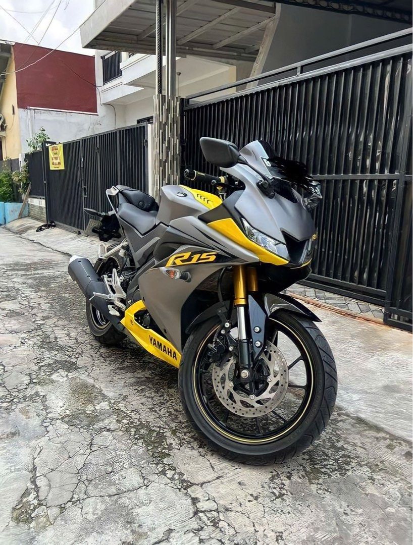 YAMAHA R15 V3 TAHUN 2020 Motor di Carousell