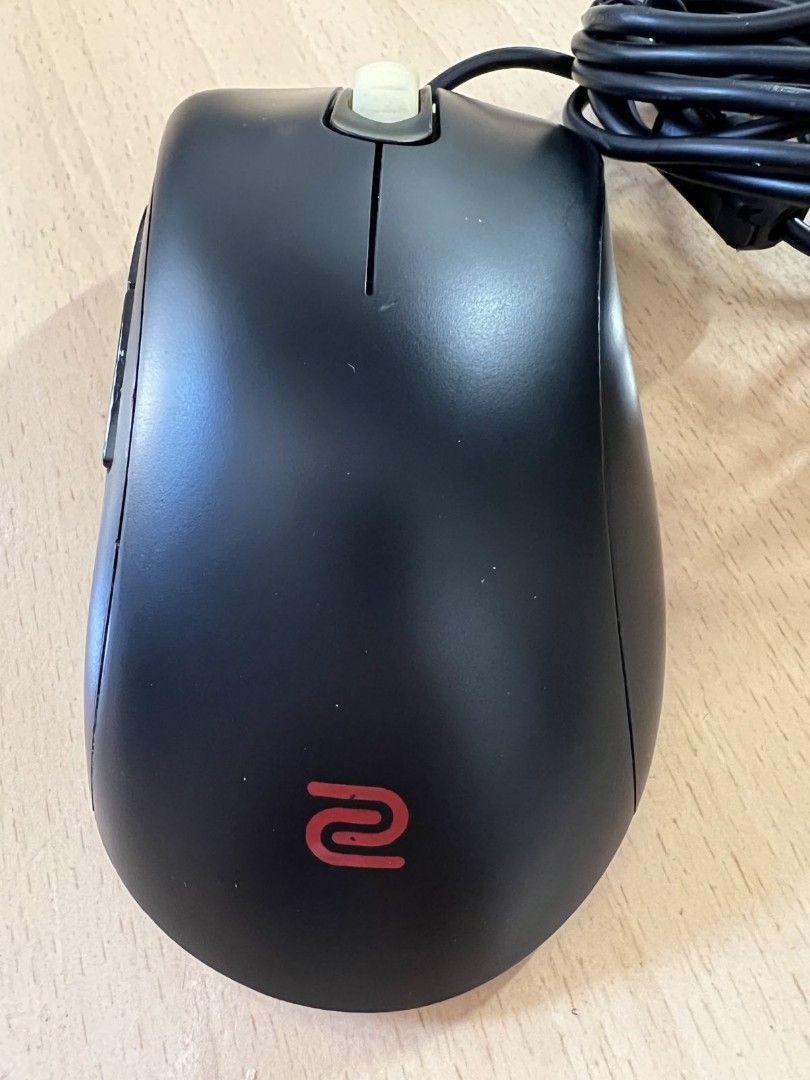 Zowie EC2-A gaming mouse 電競滑鼠, 電腦＆科技, 電腦周邊及配件, 電腦滑鼠及相關產品 - Carousell