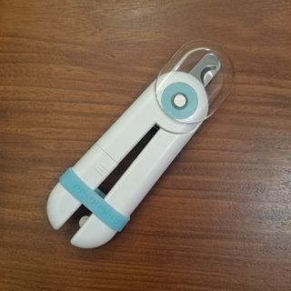 防剪傷LED發光寵物指甲剪(附帶銼刀) (全新)