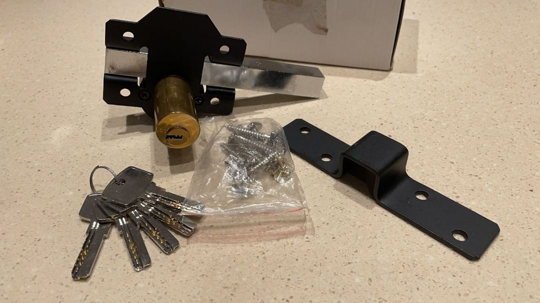 1522) GATEMATE 1490196 70MM LONG THROW GATE LOCK DOUBLE LOCKING 5 KEYS