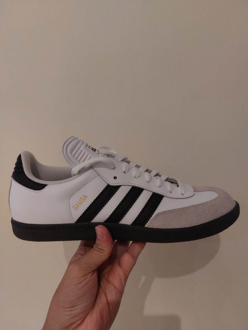 Adidas Samba Classic not New Balance Puma Nike CDG, Men's Fashion,  Footwear, Sneakers on Carousell