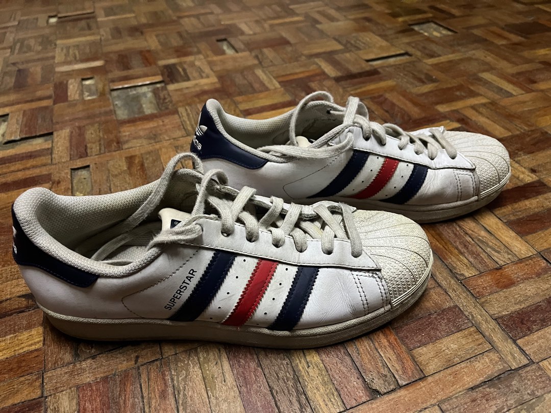 moco Chelín Goma de dinero Adidas Superstar (US 9) Blue and Red Stripes, Men's Fashion, Footwear,  Sneakers on Carousell