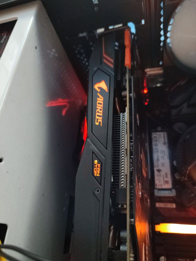 Aorus gtx hotsell 1070 ti