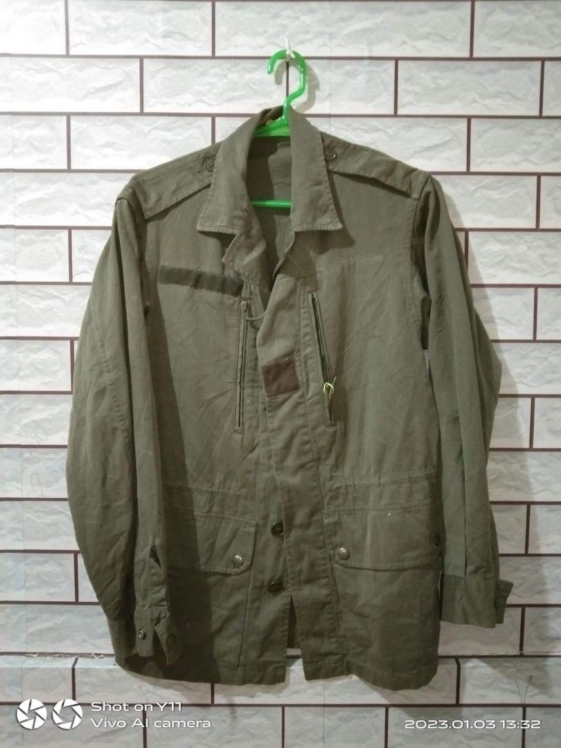 Army jacket (Category: Coats, Jackets and Outerwear) located in Baguio. Submitted by luxeloomarchive (Listing ID 1219266019, Image 1). Description: French army paul boye jacket French jacket 88m Both large size Army green actual color No issue Pm for details.