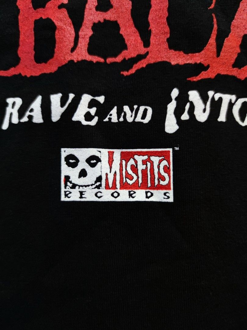 Balzac Atom-Age Vampire in 308 ©2006 Misfits Records LLC T-Shirt