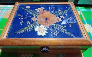 Beautiful Vintage Wooden Jewelry Organizer with Pressed Flowers