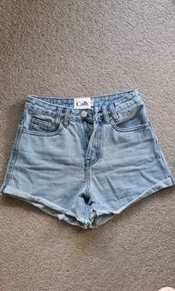 Calli denim shorts Size 6