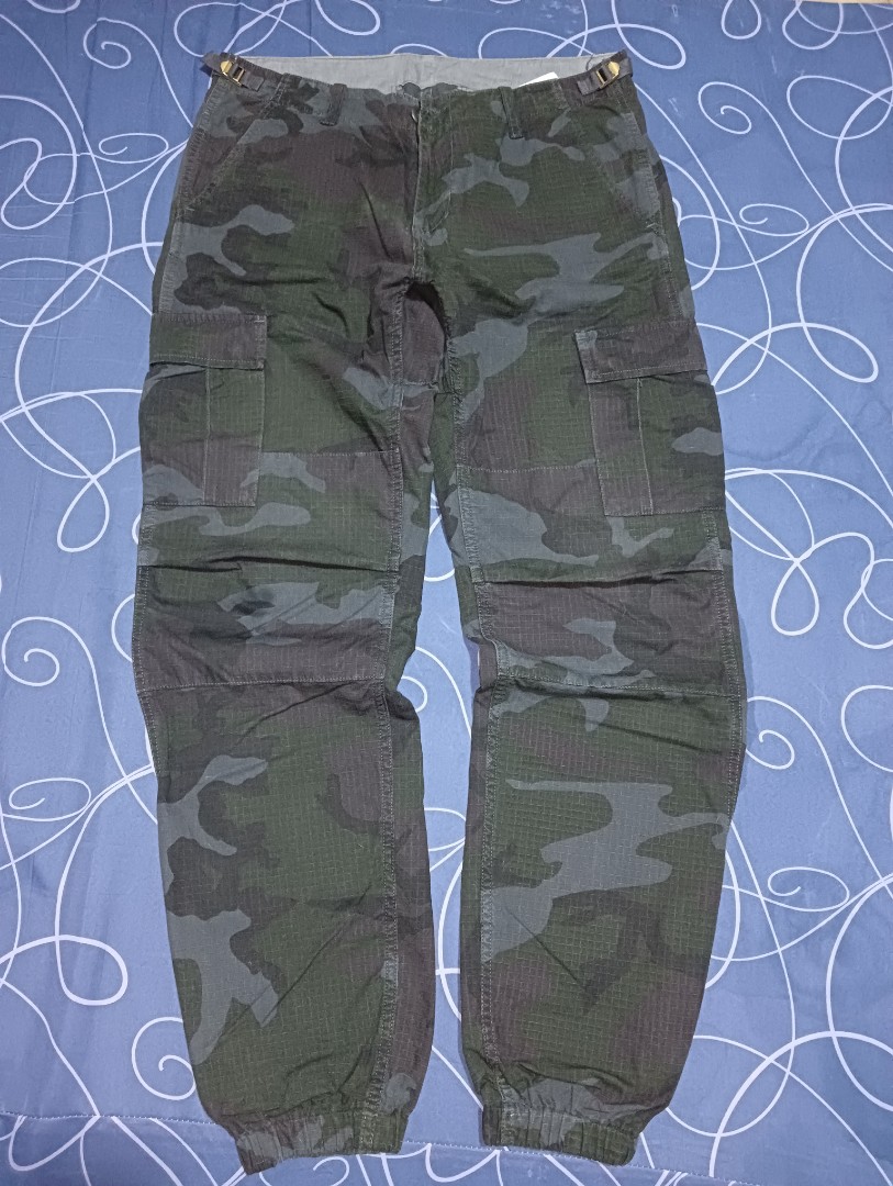carhartt camo cargo jogger pants, Men's Fashion, Bottoms, Joggers on