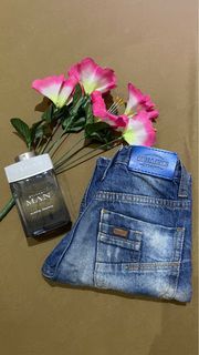 Celana jeans