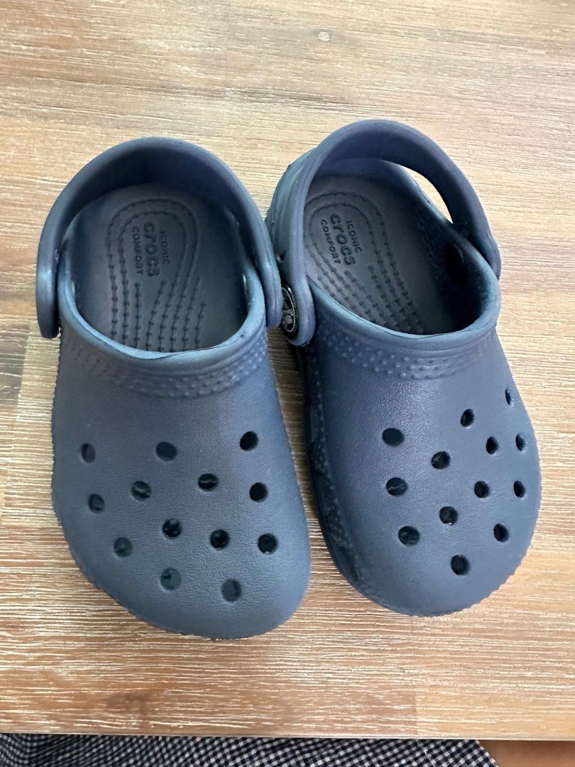 Crocs Kids shoes blue size 6 Babies Kids Babies Kids