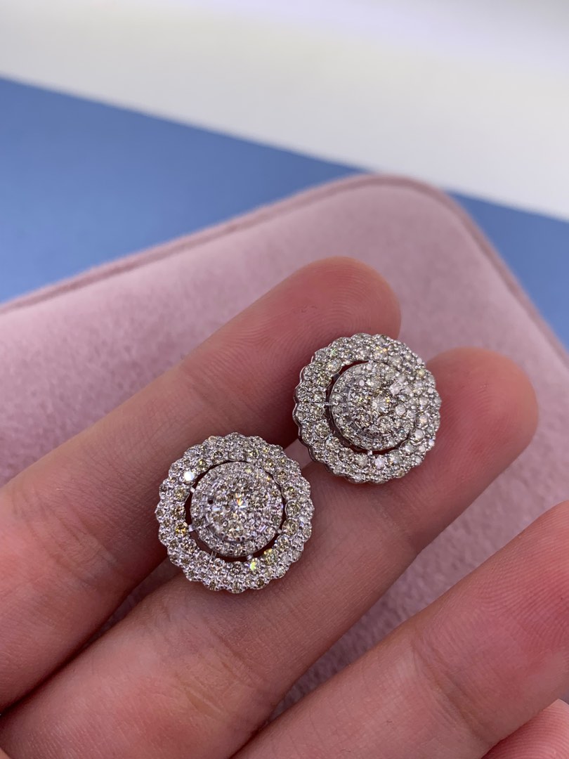 LV Eclipse Earrings, Women's Fashion, Jewelry & Organisers, Earrings on  Carousell