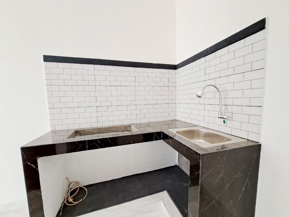 dijual_rumah_baru_2_lantai_mur_1678171491_68aeee45_progressive