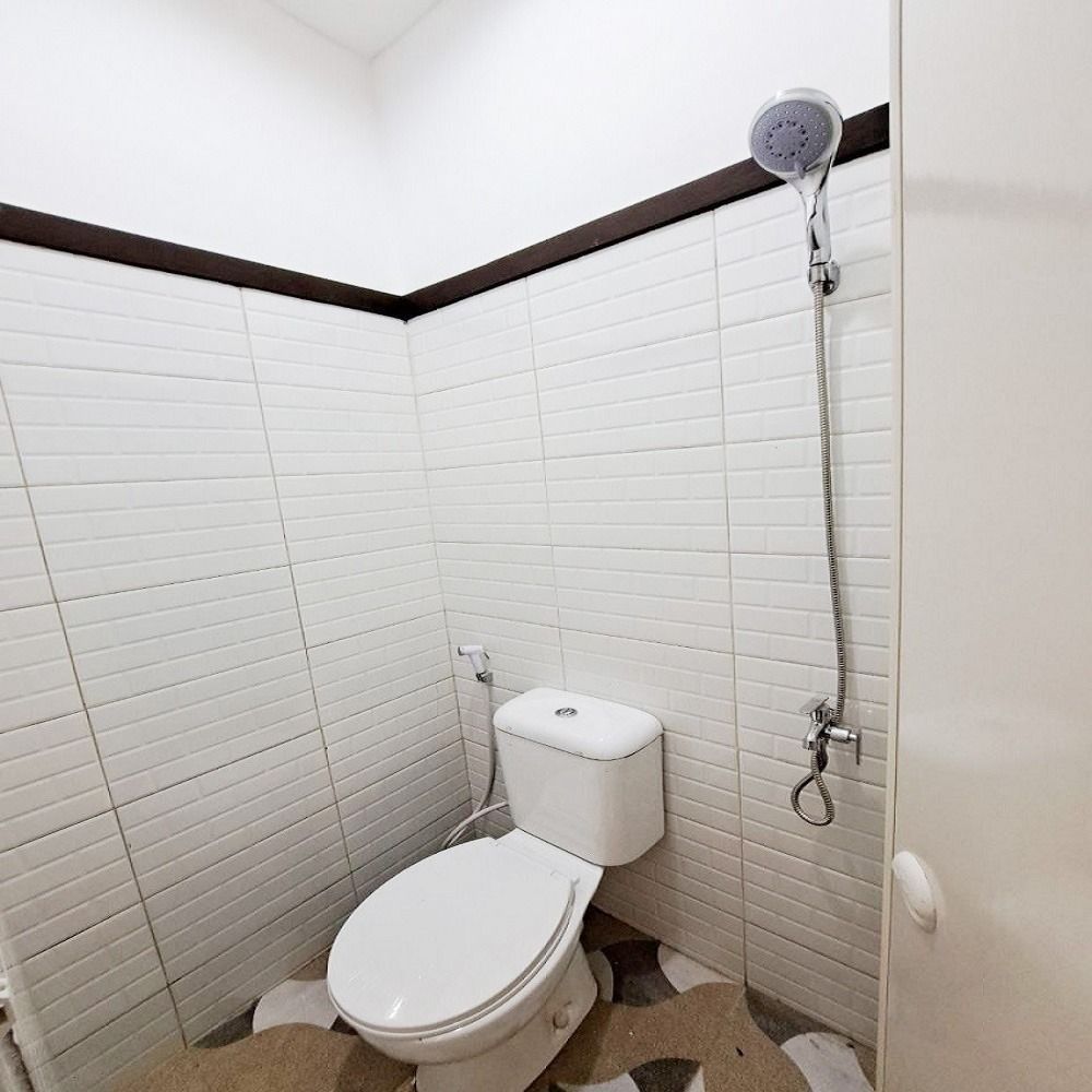 dijual_rumah_baru_2_lantai_mur_1678171491_7381ab06_progressive