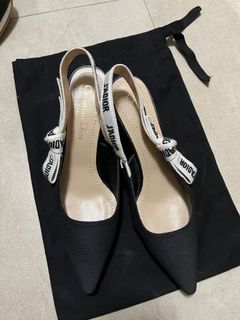 Dior 繫帶低跟鞋 尖頭跟鞋