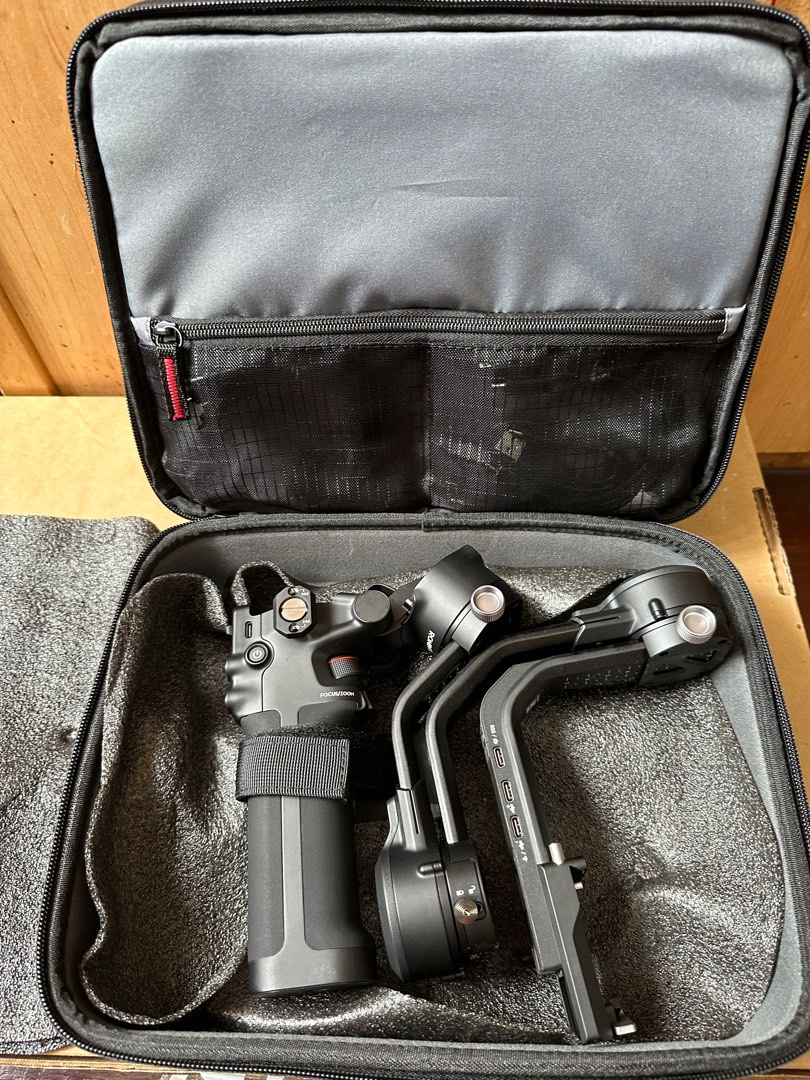 DJI RSC 2 Pro Combo Gimbal Stabiliser, Photography, Photography ...