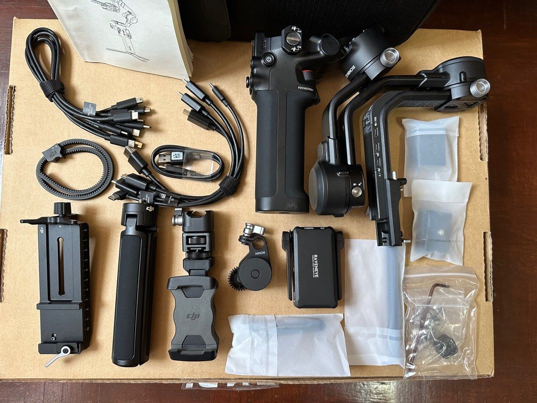 DJI RSC 2 Pro Combo Gimbal Stabiliser, Photography, Photography ...