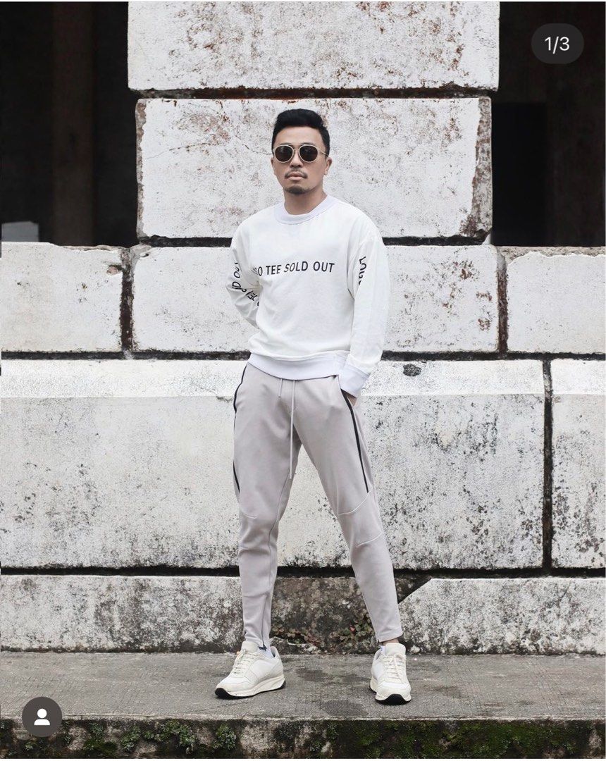 White sweatpants outfit men clearance