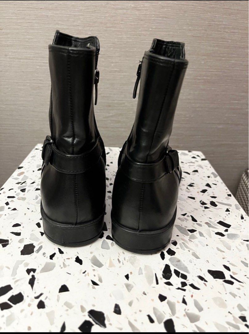 ecco black boots womens