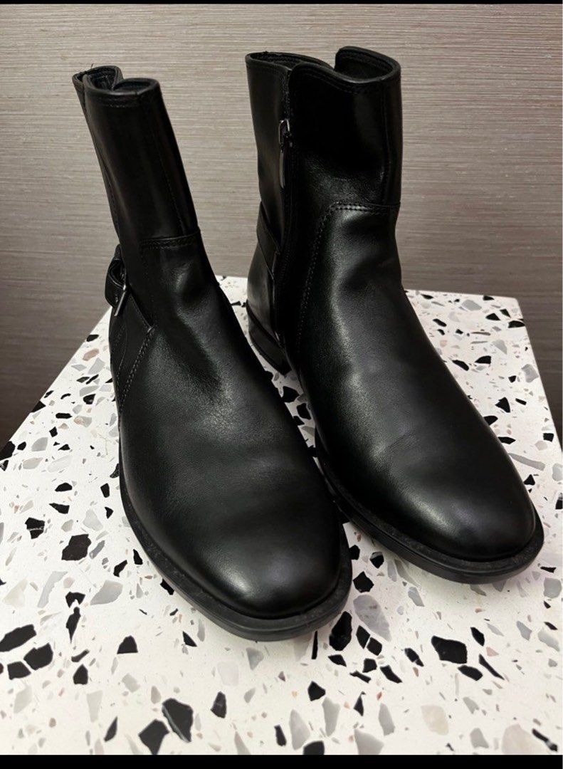 ecco black boots ladies