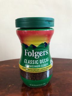Folgers Classic Decaf Coffee (226g)