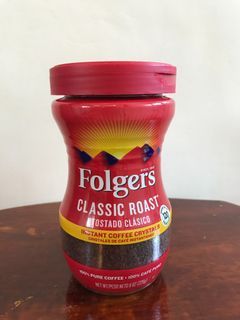 Folgers Classic Roast Coffee (226g)