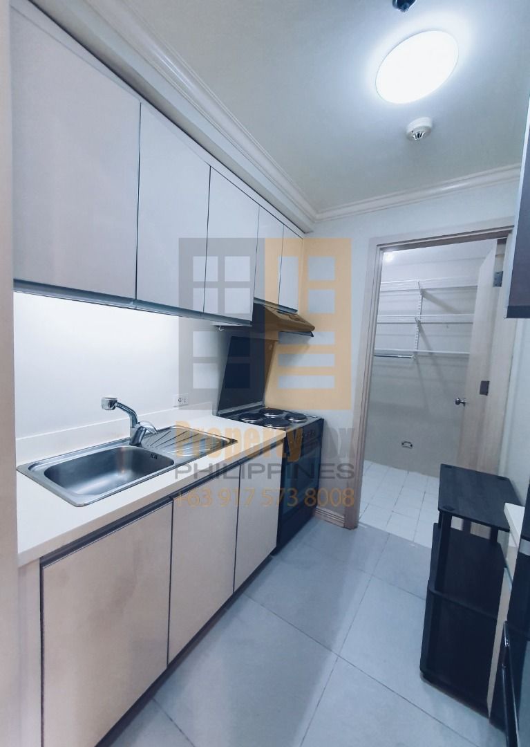 FOR RENT ICON RESIDENCES 1 BR W/ MANILA GOLF VIEW IN BGC Bonifacio ...