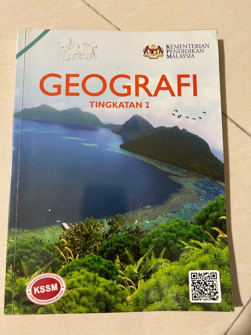 Form 2 Geografi textbook, Hobbies & Toys, Books & Magazines, Textbooks