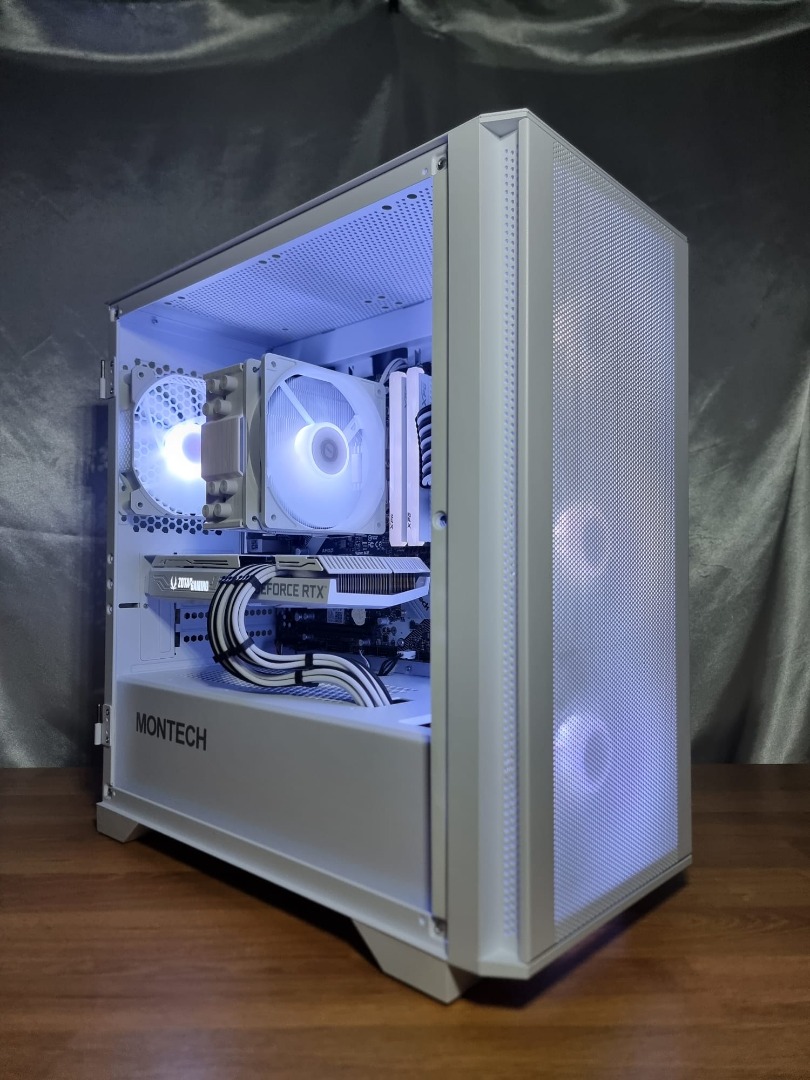  FREE DELIVERY MONTECH AIR 100 ARGB WHITE COMES W 4 ARGB FANS 