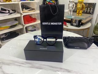 （分類：）位於 。 由 sssneakerhead 提交（商品編號 1219173575，圖片 1）。簡介： 。