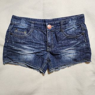 (Category: ) located in . Submitted by cozycorner (Listing ID 1219176230, Image 1). Description: .