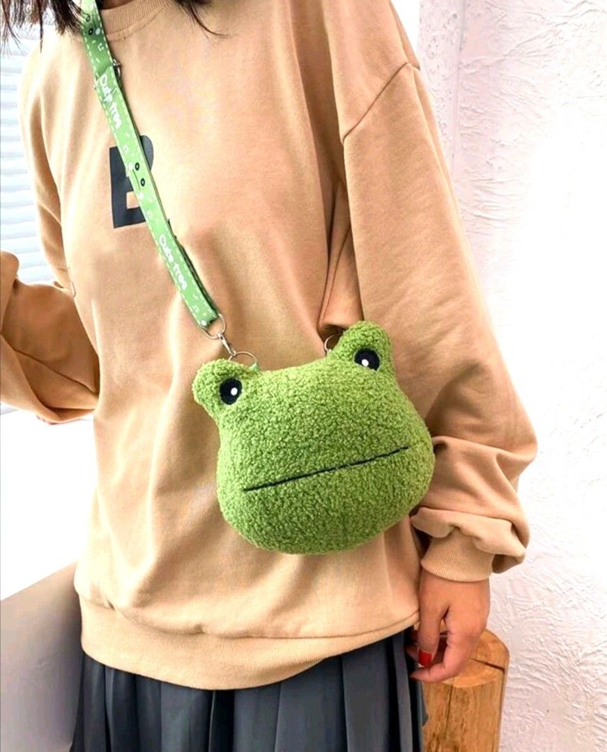 Green Frog Crossbody Bag