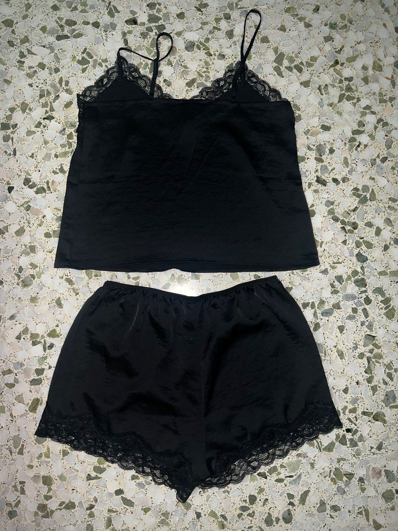 H&M Pyjama Cami Top and Shorts, Women's Fashion, New Undergarments &  Loungewear on Carousell