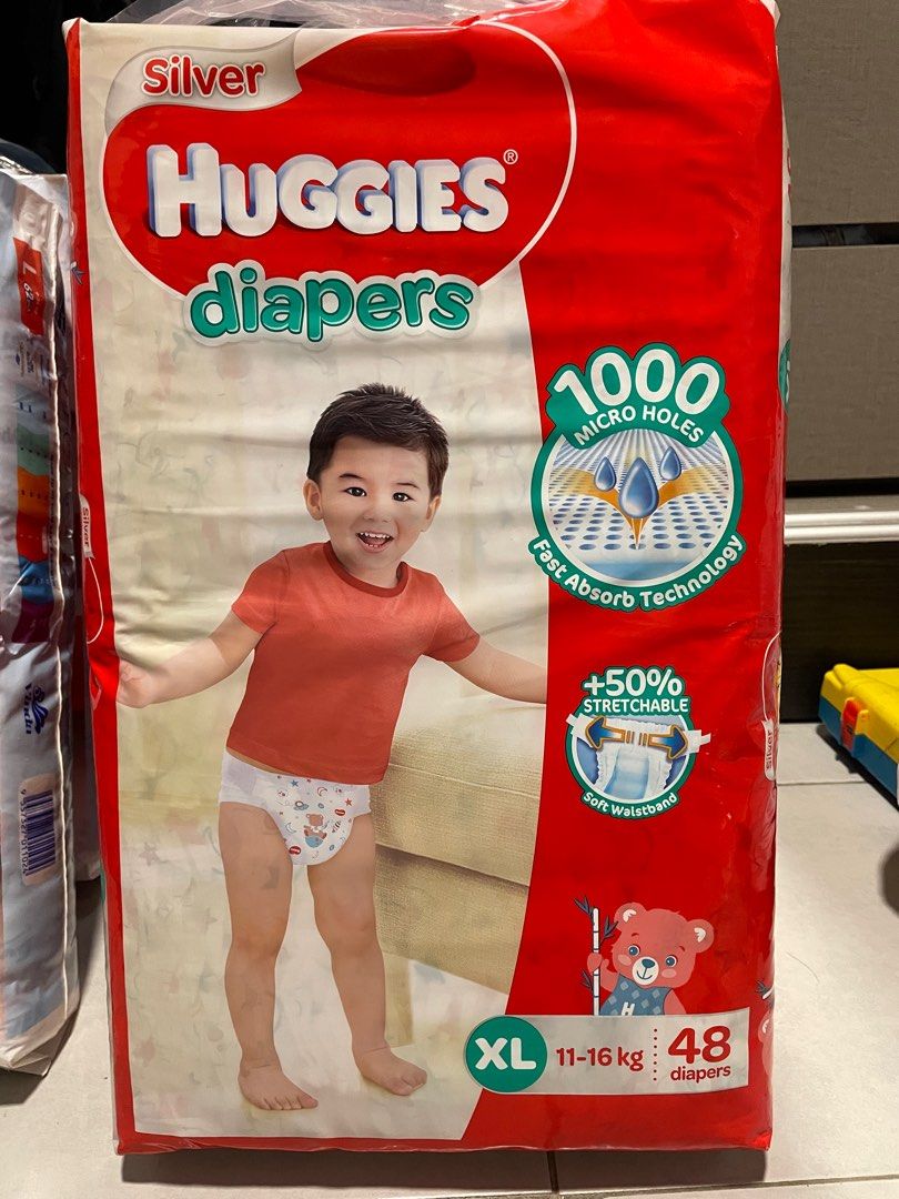 Huggies Diapers XL, Babies & Kids, Bathing & Changing, Diapers & Baby