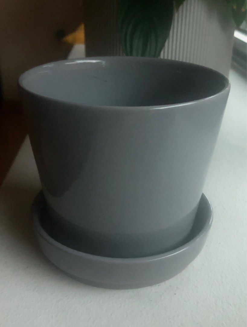 Ikea plant pot with saucer, Furniture & Home Living, Gardening, Pots