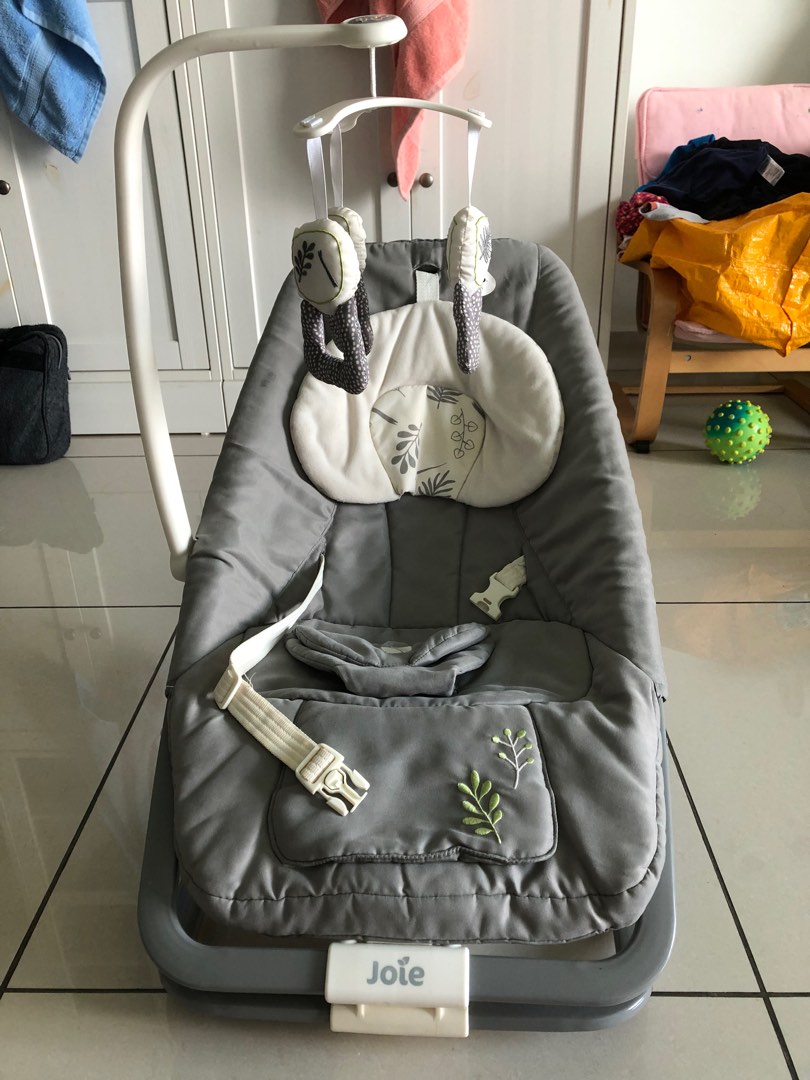 Joie Rocker Baby Chair, Babies & Kids, Baby Nursery & Kids Furniture
