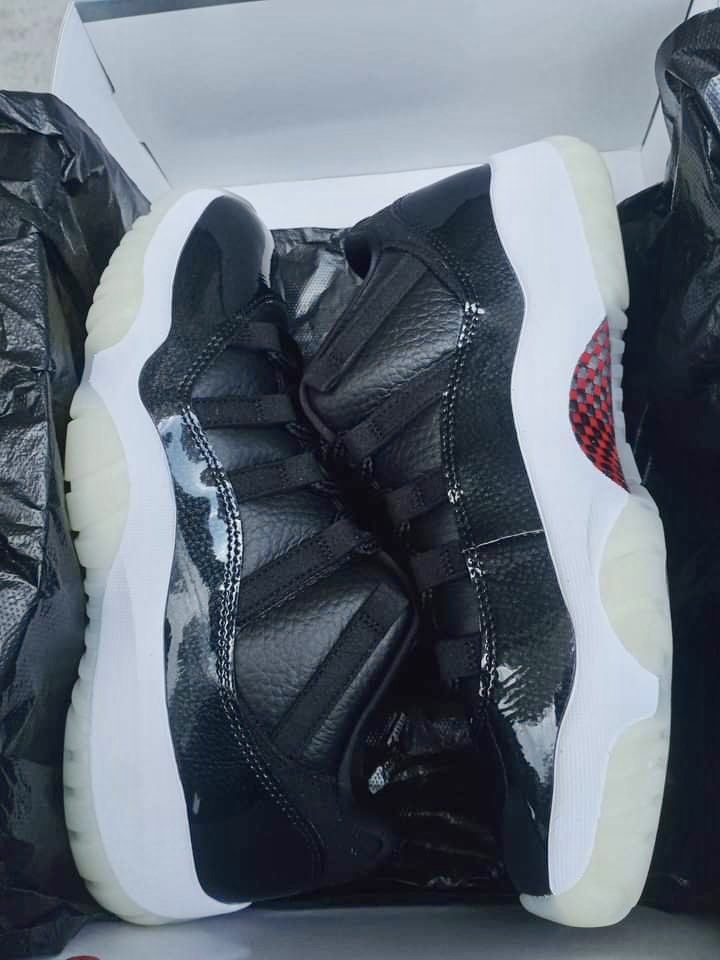 7210 jordan 11