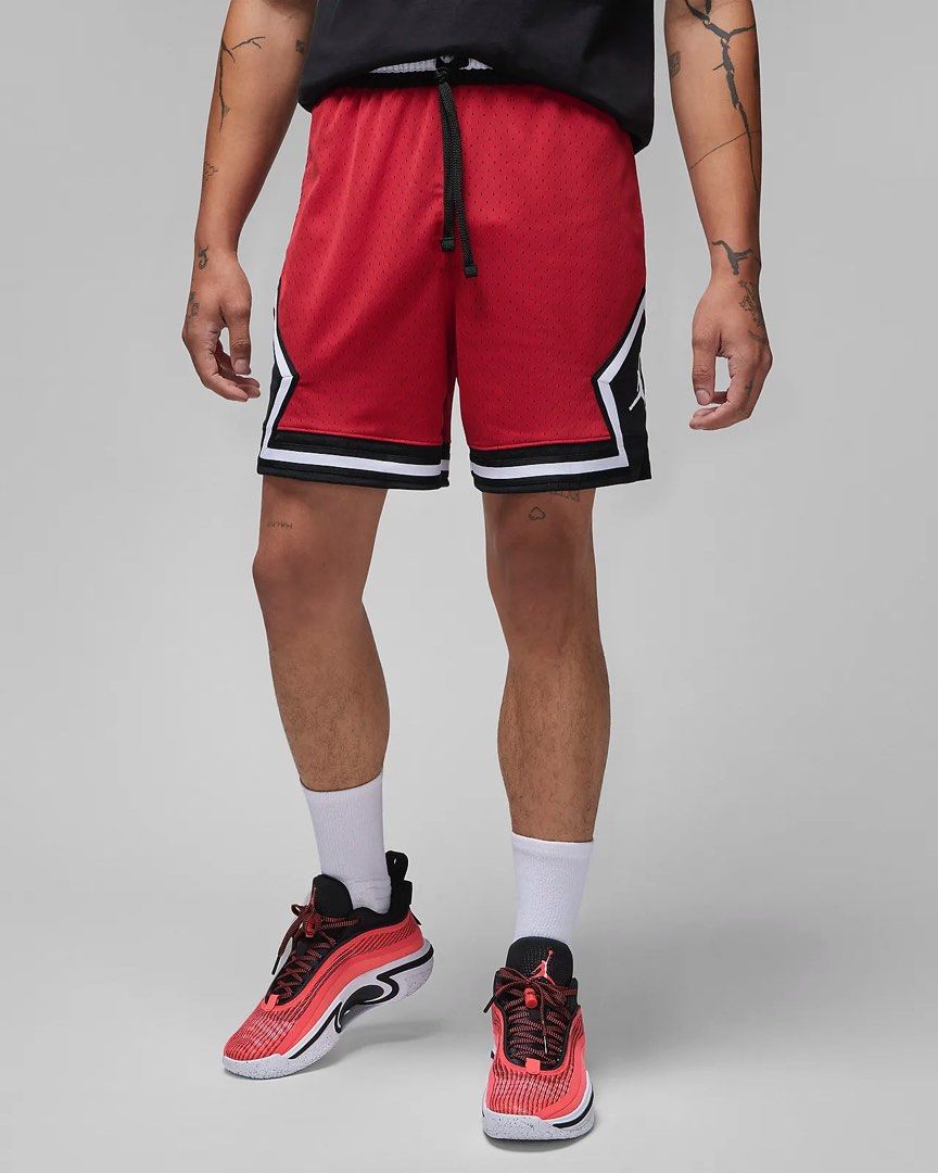 Red jordan basketball shorts discount