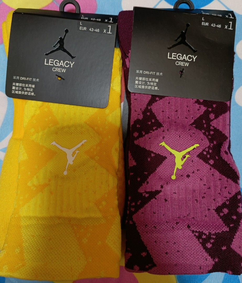 Jordan Socks, 女裝, 手錶及配件, 襪褲襪 Carousell