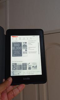 Kindle Paperwhite 10th Gen with Cover