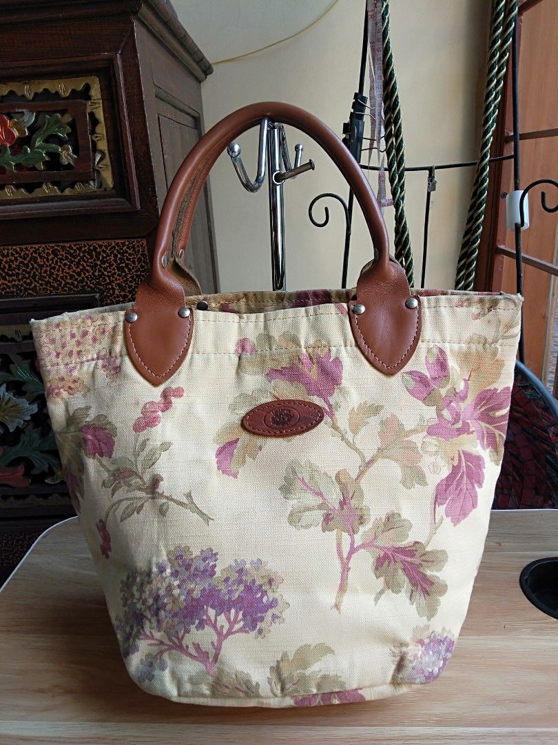 Laura hotsell ashley tas