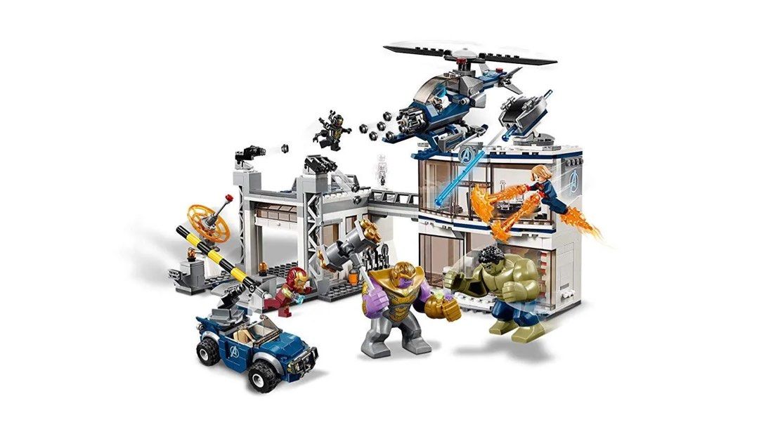 Lego marvel best sale 76131
