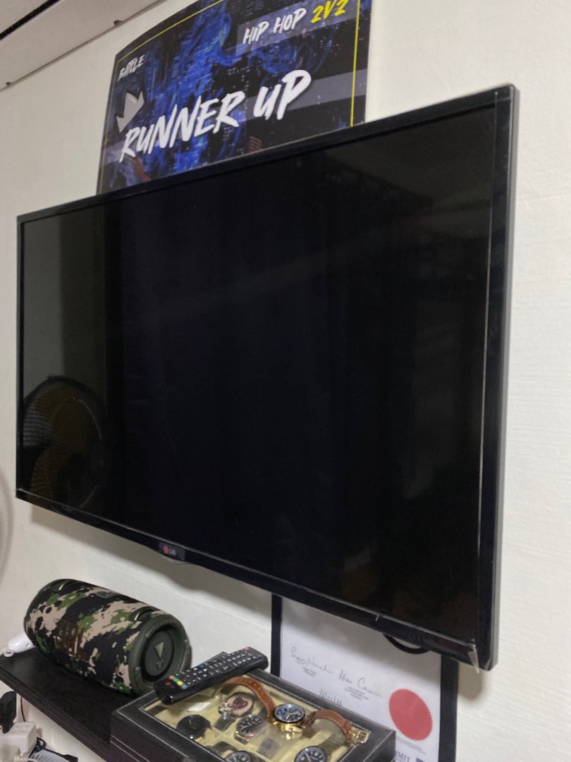 LG Smart TV 40 inch, TV & Home Appliances, TV & Entertainment, TV on