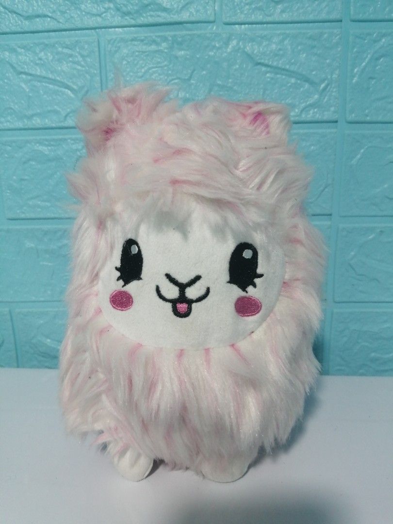 Llama Pikmi Pops Surprise 8" (Category: Designer & Blind Box Toys) located in Cebu City. Submitted by ashleighzeid (Listing ID 1219331761, Image 1). Description: In very good condition.