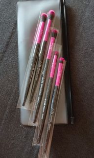 LM eye brush set
