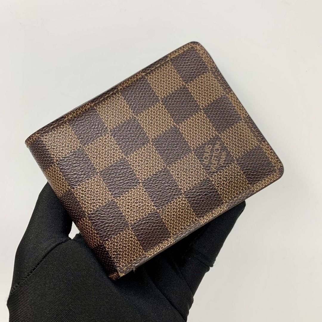 Louis Vuitton Multiple Wallet black monogram, Men's Fashion, Watches &  Accessories, Wallets & Card Holders on Carousell
