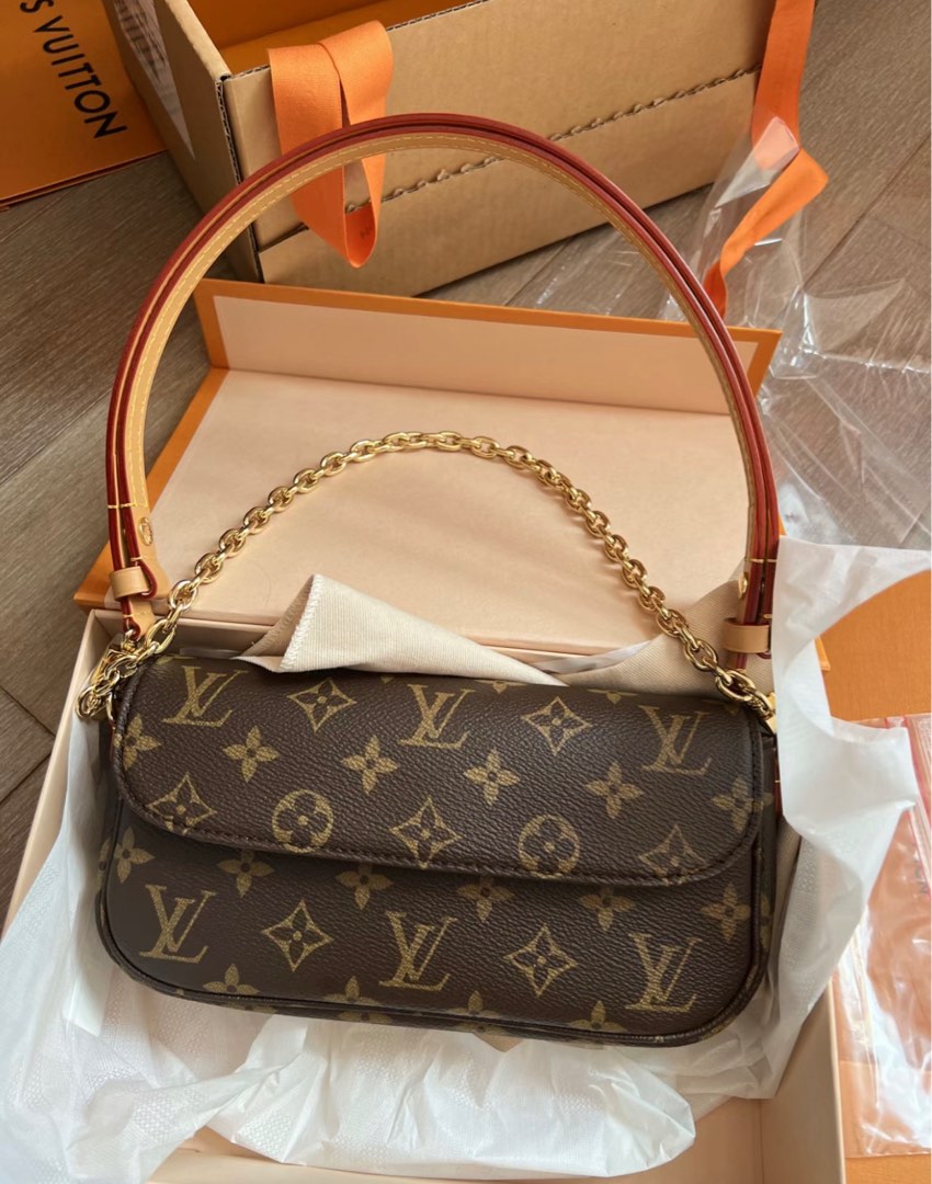 Louis Vuitton IVY Bag