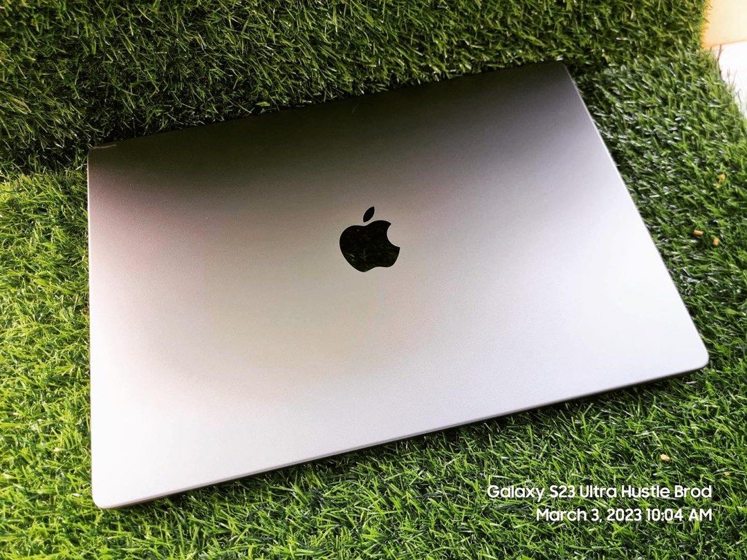 Macbook Pro M1 Pro 1TB 16inch (Category: Laptops & Notebooks) located in Cainta. Submitted by ipotchgadget (Listing ID 1219163715, Image 1). Description: For sale or swap Macbook Pro M1 pro chip 16inch 1TB 16gb RAM Last dec. Activated Battery cycle count 4 only Good as new Price: 120,000php only!!! Negotiable Meet up Pasig area nearby.